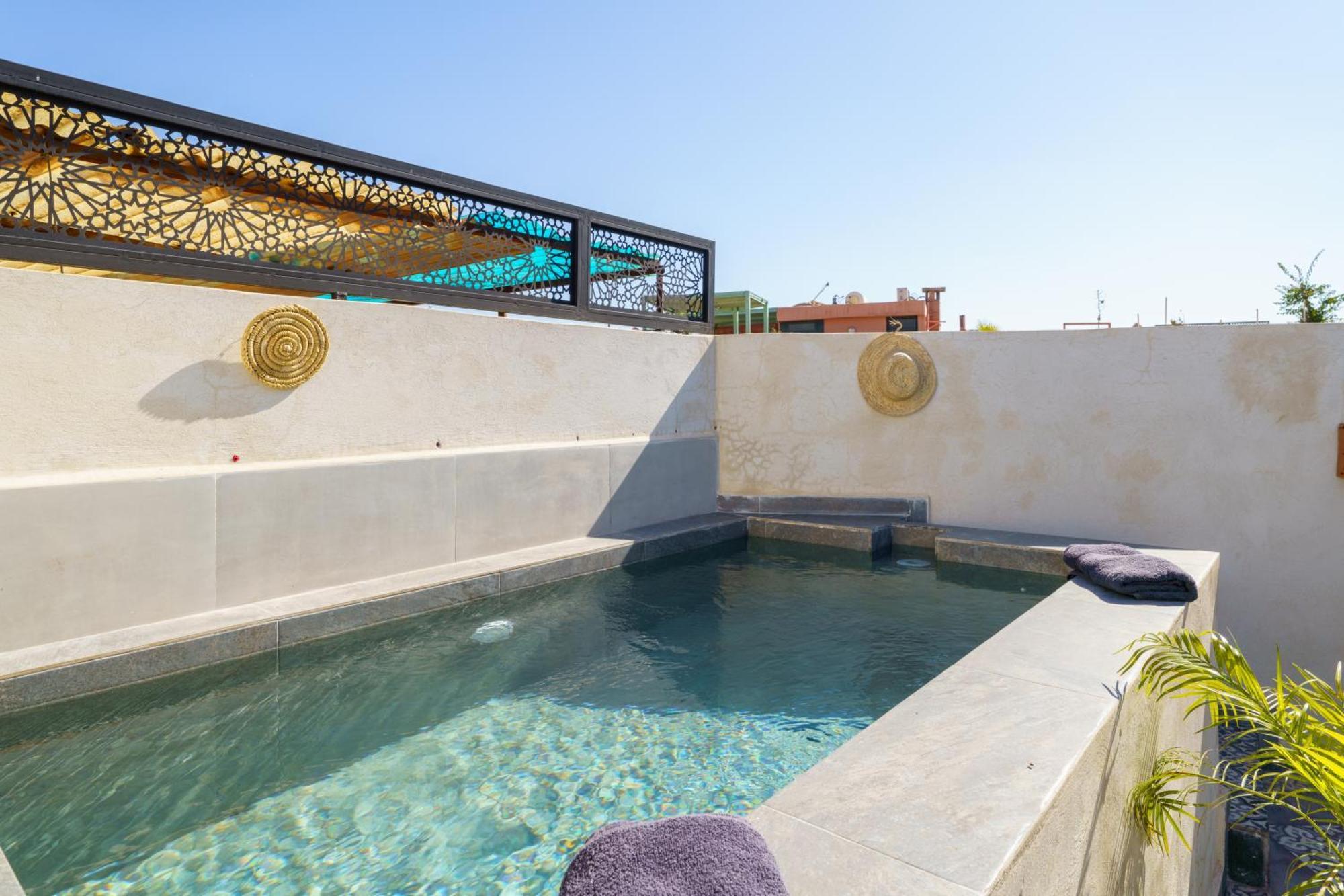 Riad 4 Chambres - Piscine & Petit Dejeuner Gratuit - Wifi Fibre Optique Marrakesh Exterior photo