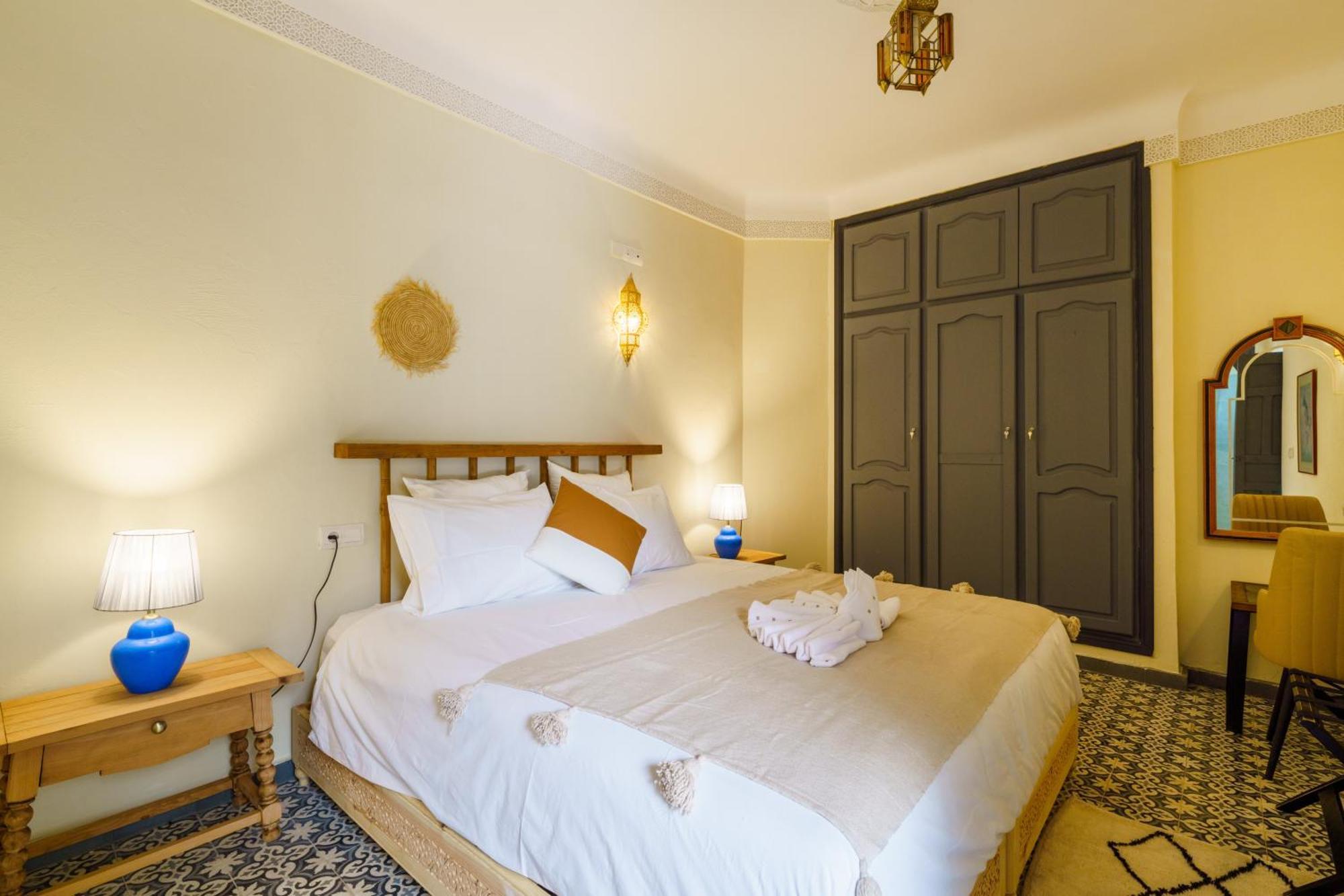 Riad 4 Chambres - Piscine & Petit Dejeuner Gratuit - Wifi Fibre Optique Marrakesh Exterior photo