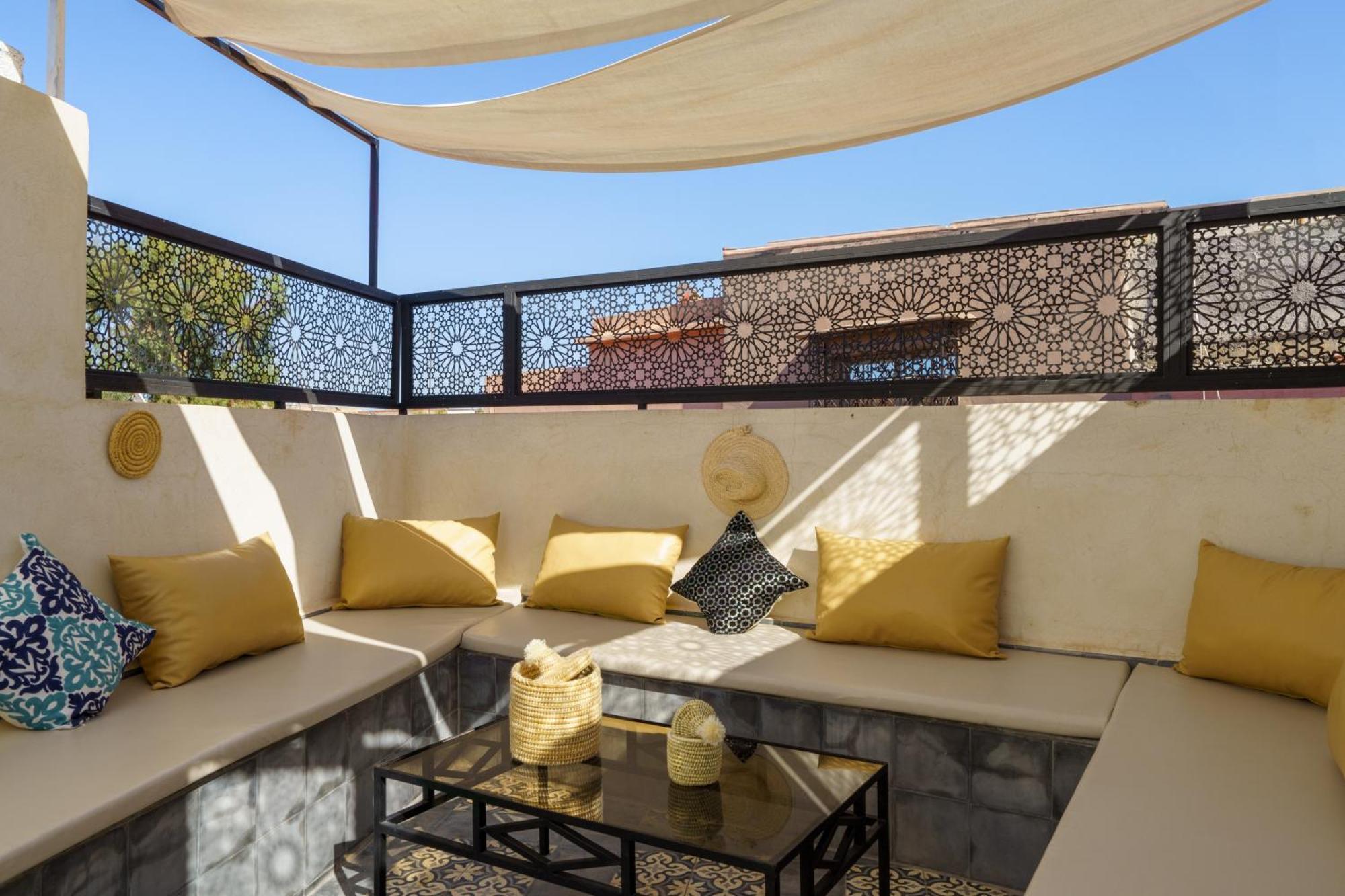 Riad 4 Chambres - Piscine & Petit Dejeuner Gratuit - Wifi Fibre Optique Marrakesh Exterior photo