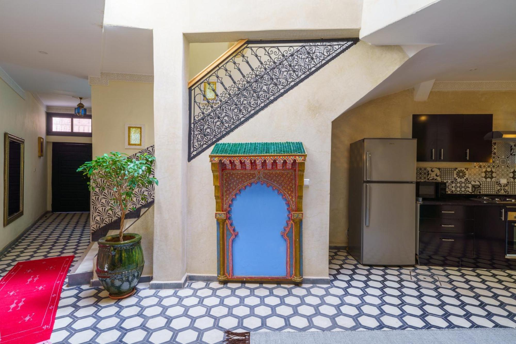 Riad 4 Chambres - Piscine & Petit Dejeuner Gratuit - Wifi Fibre Optique Marrakesh Exterior photo