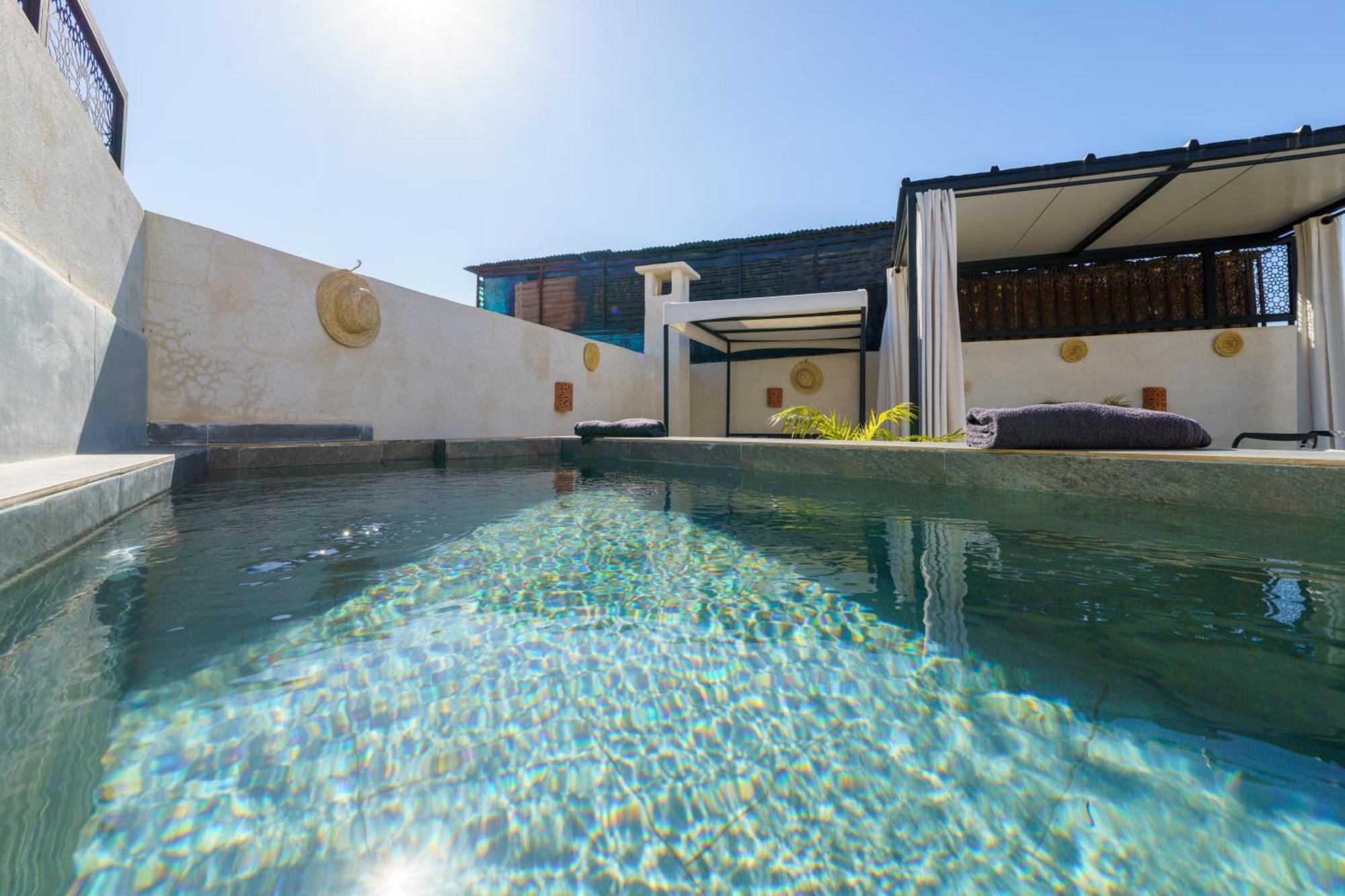 Riad 4 Chambres - Piscine & Petit Dejeuner Gratuit - Wifi Fibre Optique Marrakesh Exterior photo