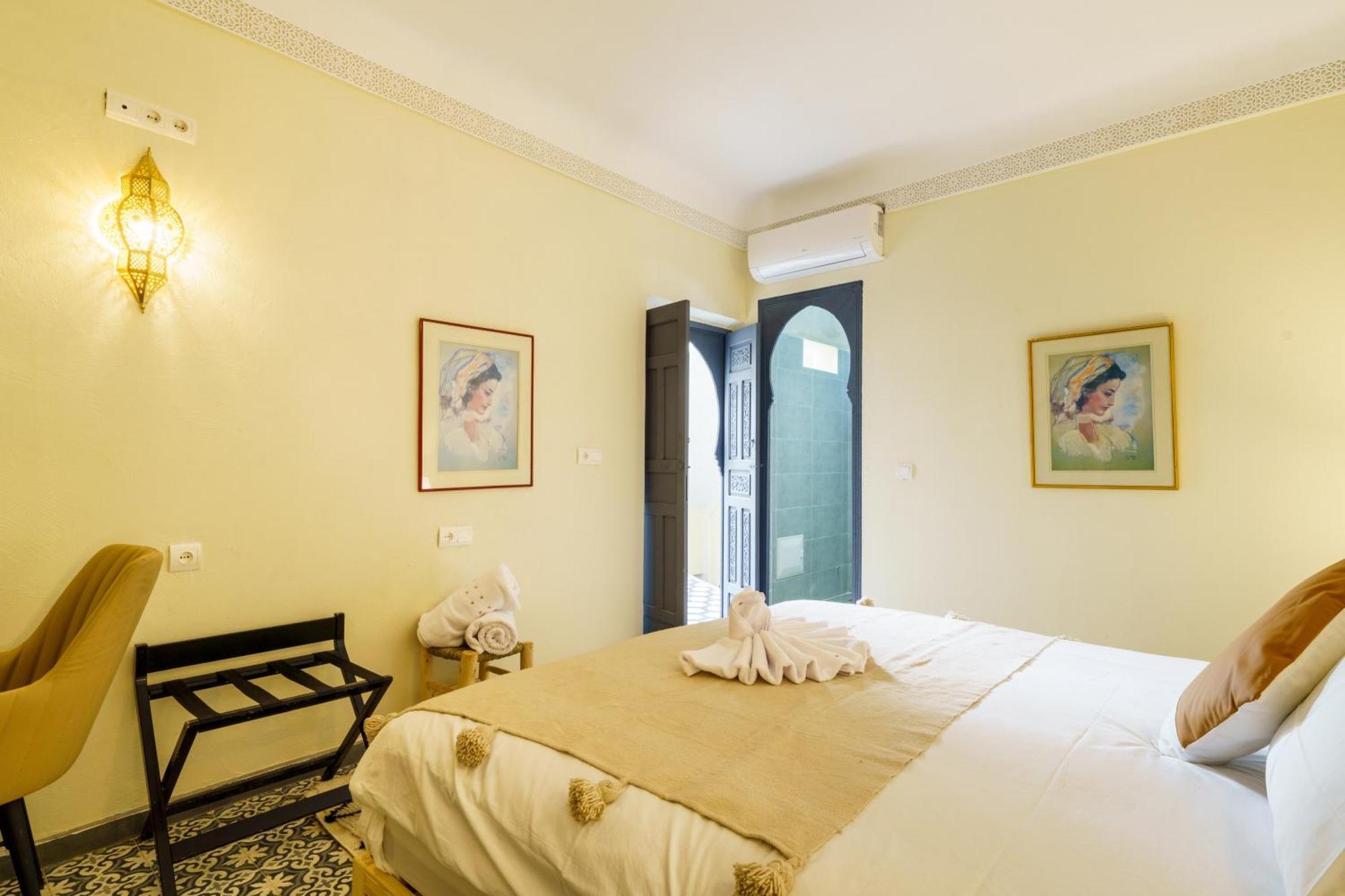 Riad 4 Chambres - Piscine & Petit Dejeuner Gratuit - Wifi Fibre Optique Marrakesh Exterior photo