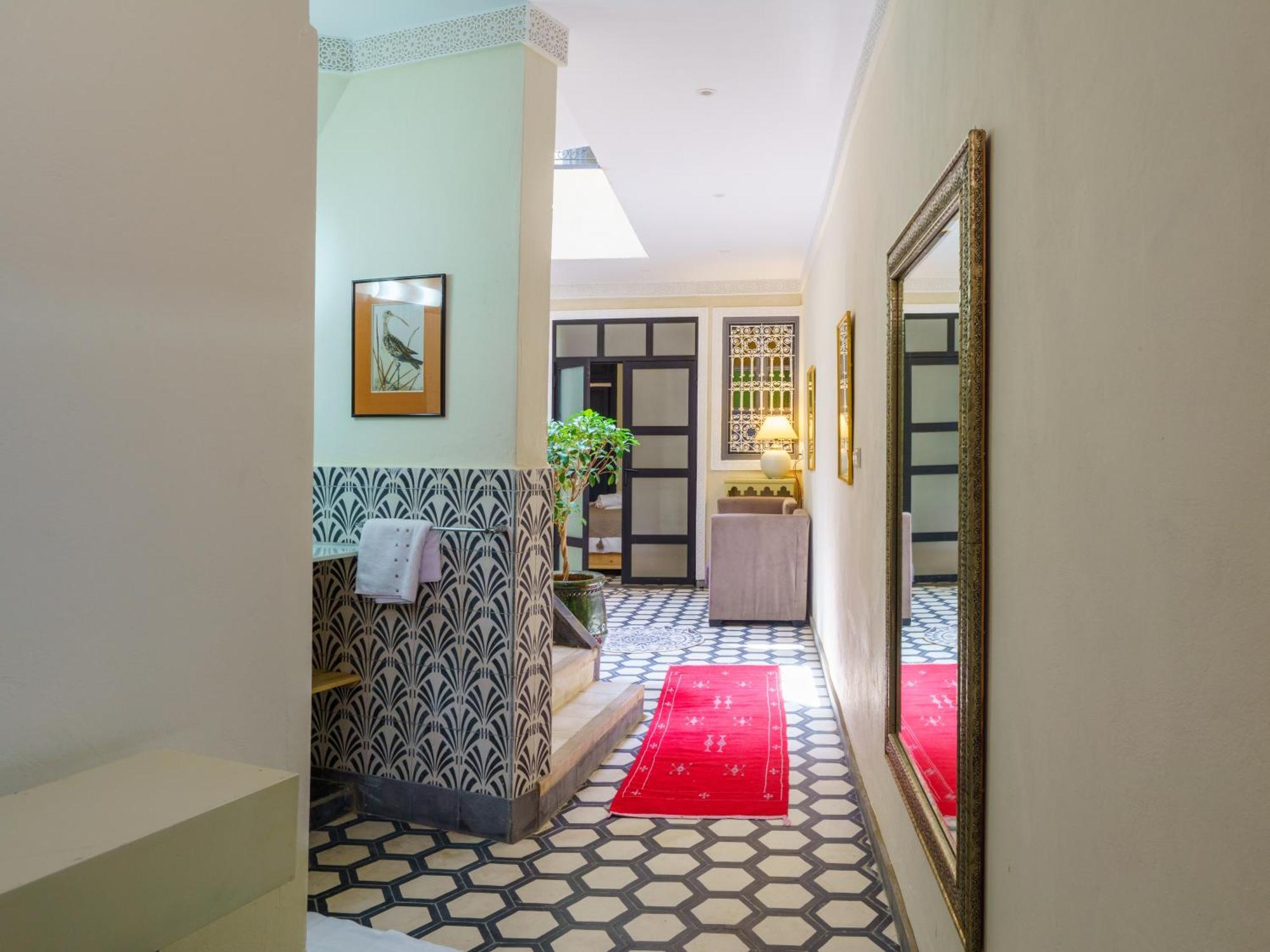 Riad 4 Chambres - Piscine & Petit Dejeuner Gratuit - Wifi Fibre Optique Marrakesh Exterior photo